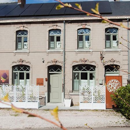 Walcourt Maison D'Hote Les Notes Endormies Suite Le Refuge المظهر الخارجي الصورة